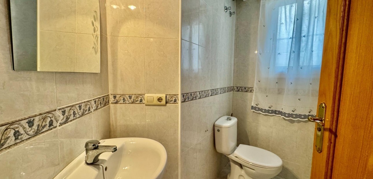 Venta - Apartamento / piso -
Torrevieja - torrevieja