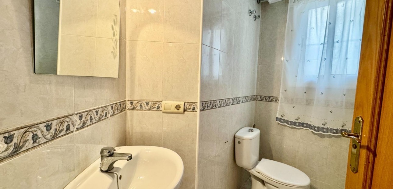 Venta - Apartamento / piso -
Torrevieja - torrevieja