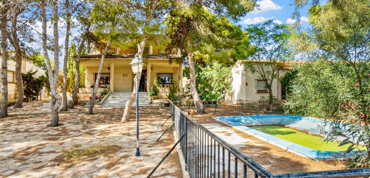 Sale - Detached Villa -
Torrevieja - Los Balcones - Los Altos del Edén