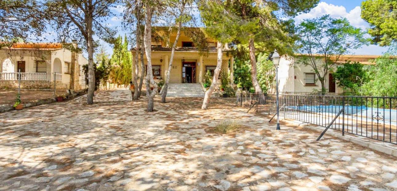 Sale - Detached Villa -
Torrevieja - Los Balcones - Los Altos del Edén