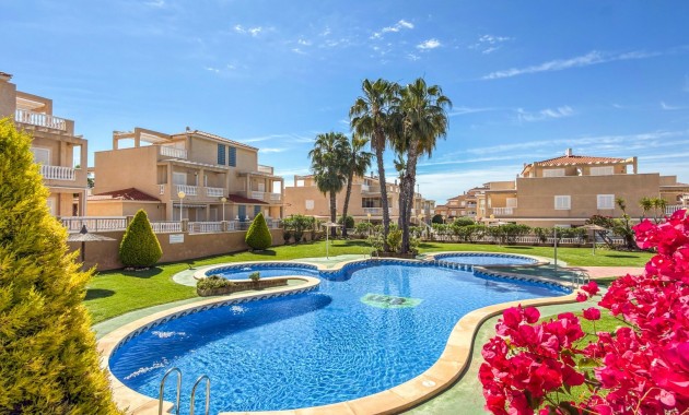 Venta - Apartamento / piso -
Orihuela Costa - Playa Flamenca