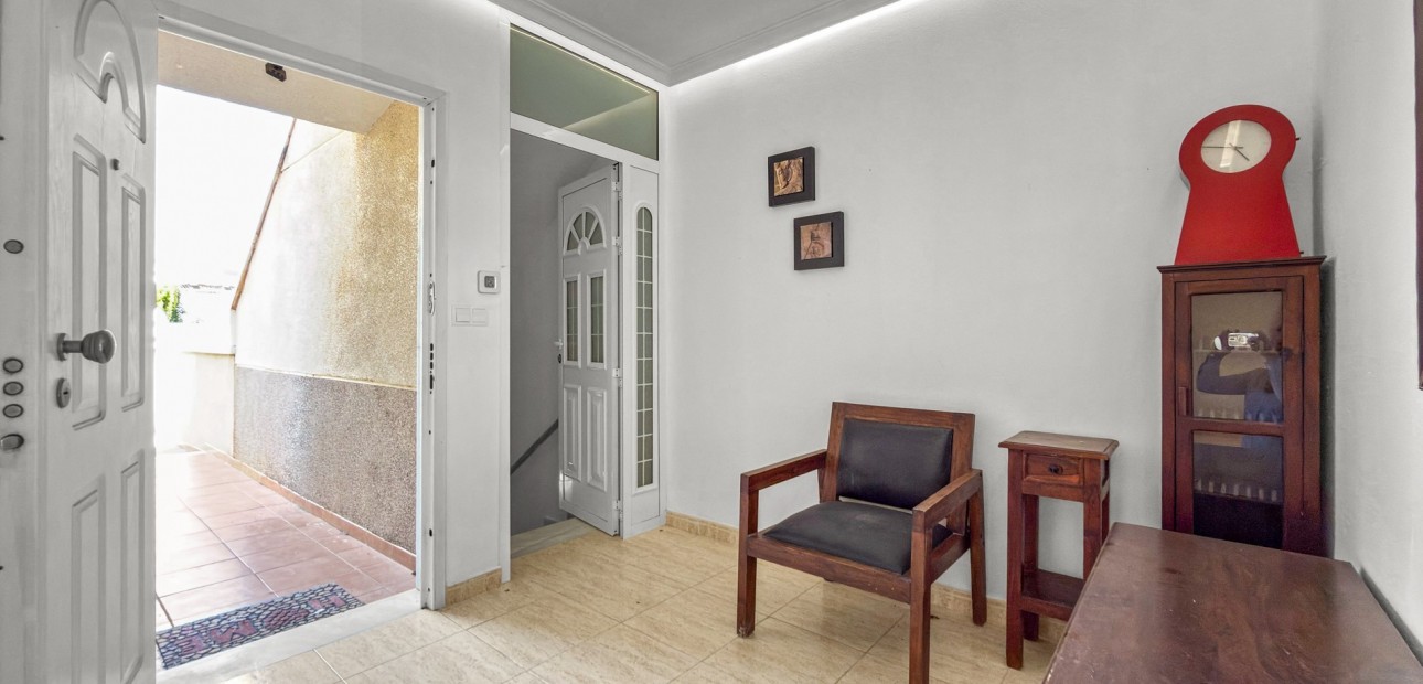 Venta - Apartamento / piso -
Orihuela Costa - Playa Flamenca