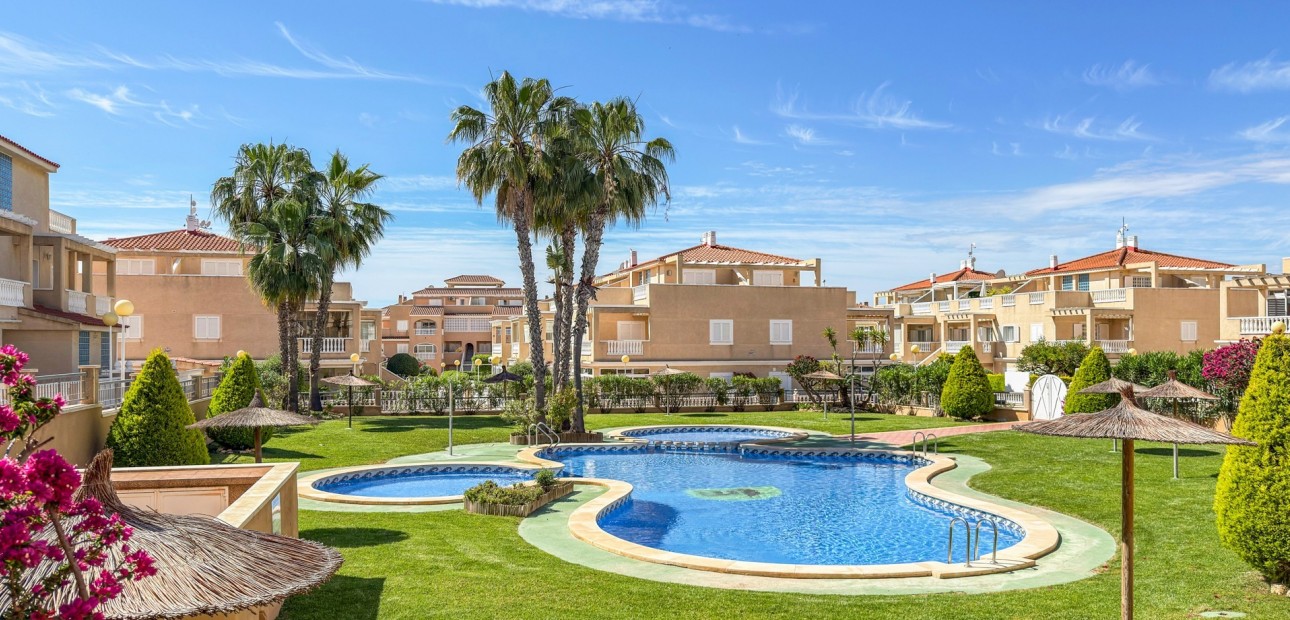 Venta - Apartamento / piso -
Orihuela Costa - Playa Flamenca