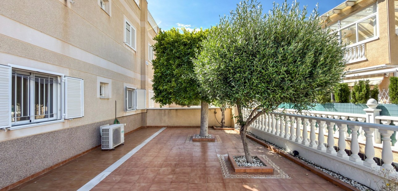 Venta - Apartamento / piso -
Orihuela Costa - Playa Flamenca