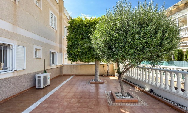 Venta - Apartamento / piso -
Orihuela Costa - Playa Flamenca