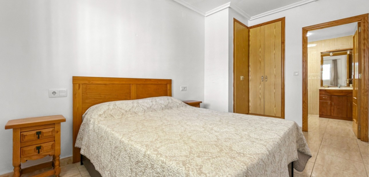 Venta - Apartamento / piso -
Orihuela Costa - Playa Flamenca
