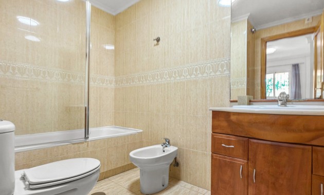 Venta - Apartamento / piso -
Orihuela Costa - Playa Flamenca