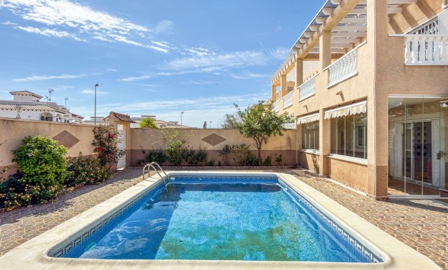 Venta - Apartamento / piso -
Orihuela Costa - Playa Flamenca