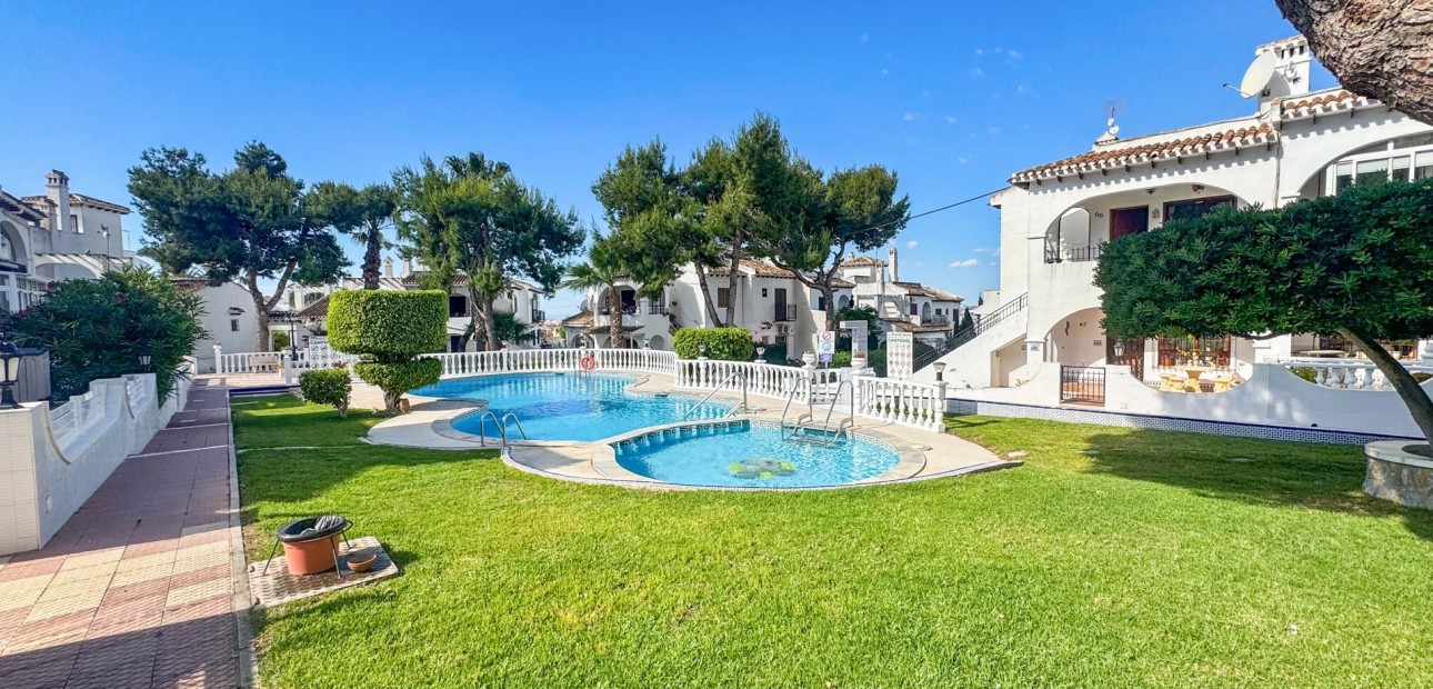 Venta - Bungalow -
Torrevieja - Aguas Nuevas