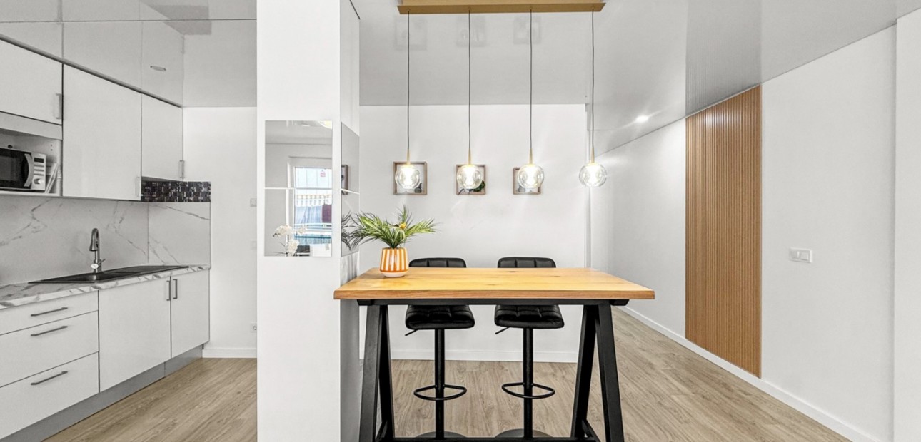 Herverkoop - Appartement / flat -
Torrevieja - El Acequión - Los Náufragos