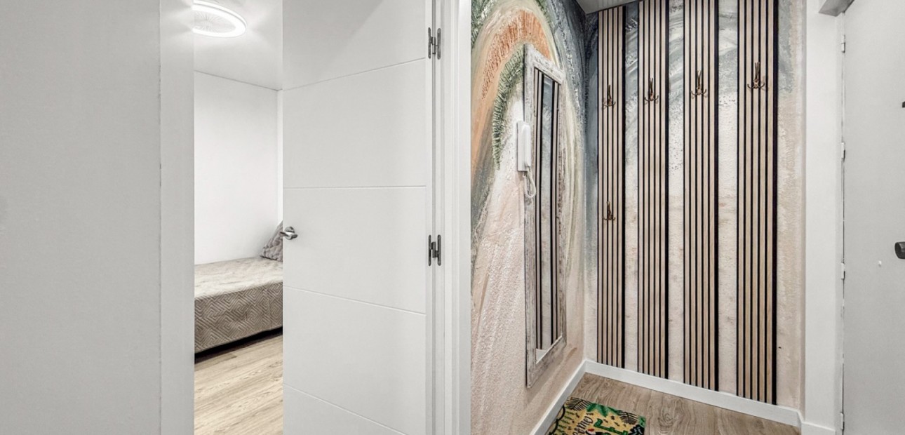Herverkoop - Appartement / flat -
Torrevieja - El Acequión - Los Náufragos