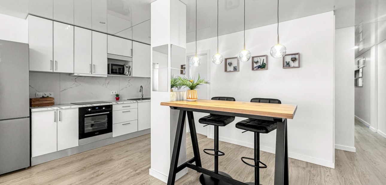 Herverkoop - Appartement / flat -
Torrevieja - El Acequión - Los Náufragos
