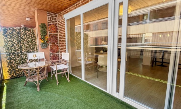 Herverkoop - Appartement / flat -
Torrevieja - El Acequión - Los Náufragos
