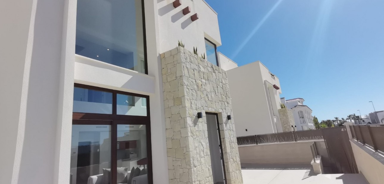 Nueva construcción  - Villa Laguna Azul -
Rojales - Ciudad Quesada