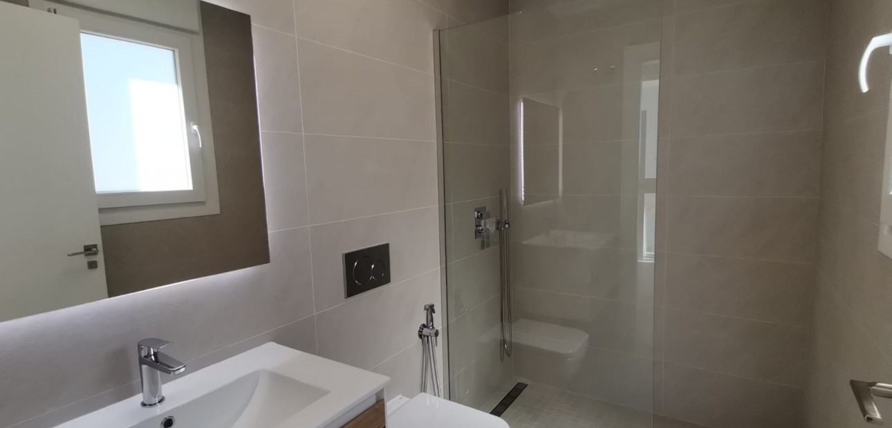 Nueva construcción  - Villa Laguna Azul -
Rojales - Ciudad Quesada