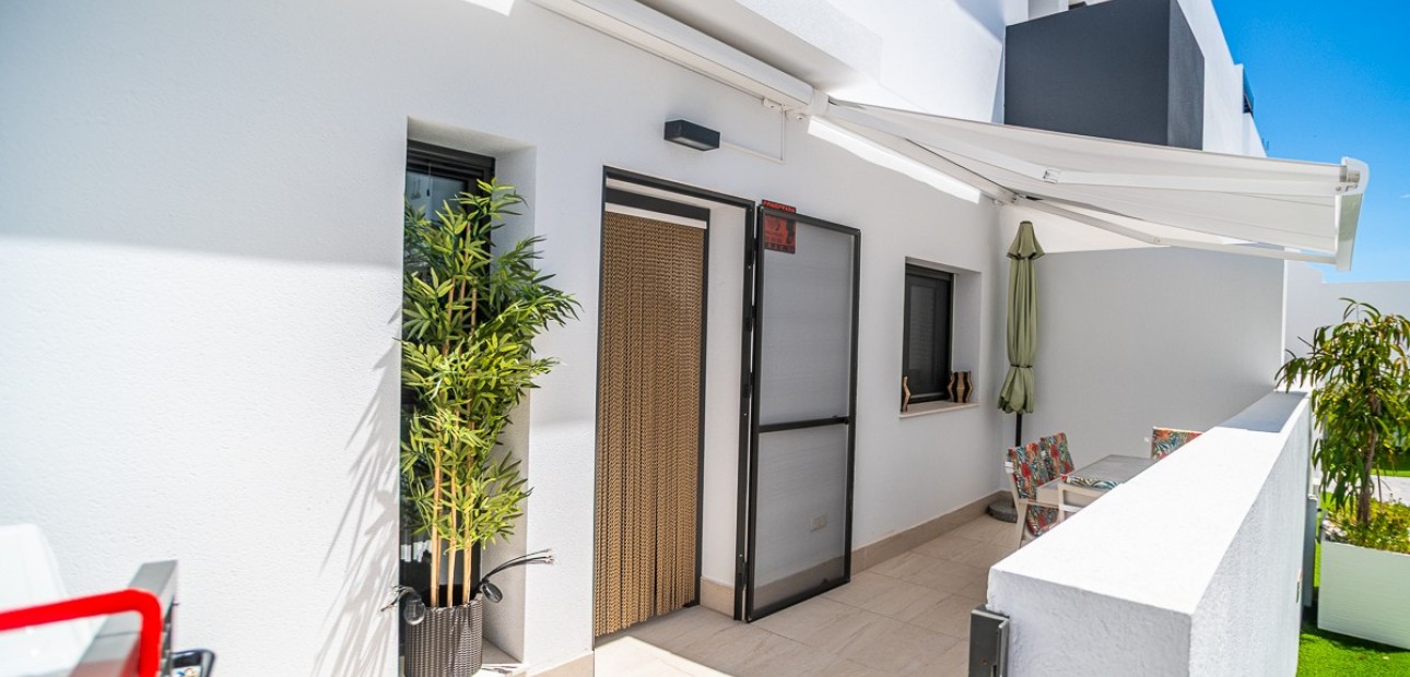 Sale - Apartment / flat -
Torrevieja - LOS BALCONES - LOS ALTOS