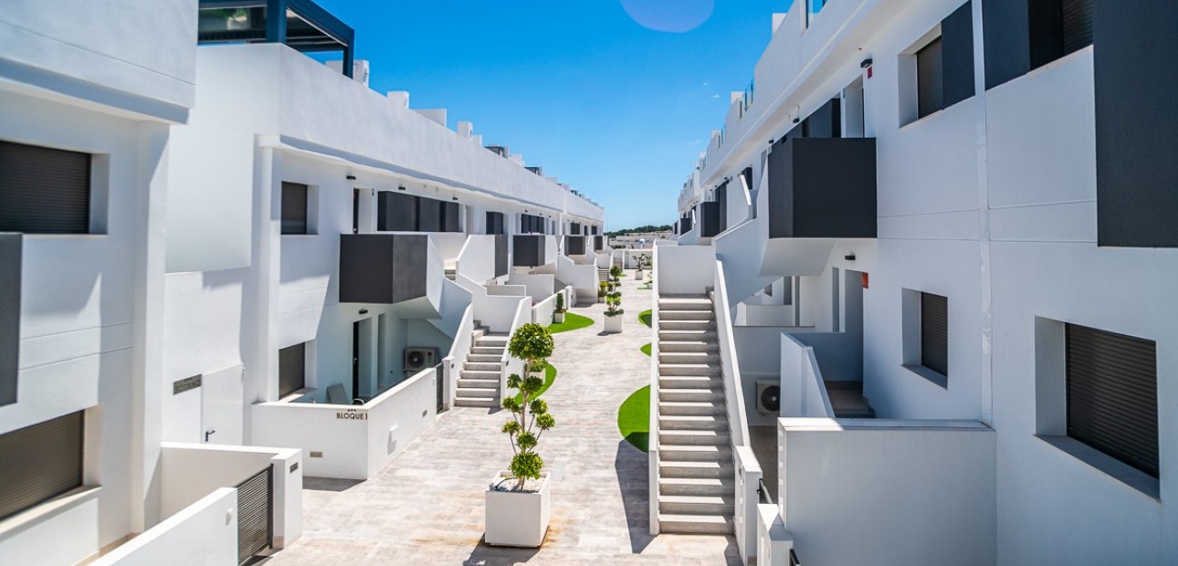 Sale - Apartment / flat -
Torrevieja - LOS BALCONES - LOS ALTOS
