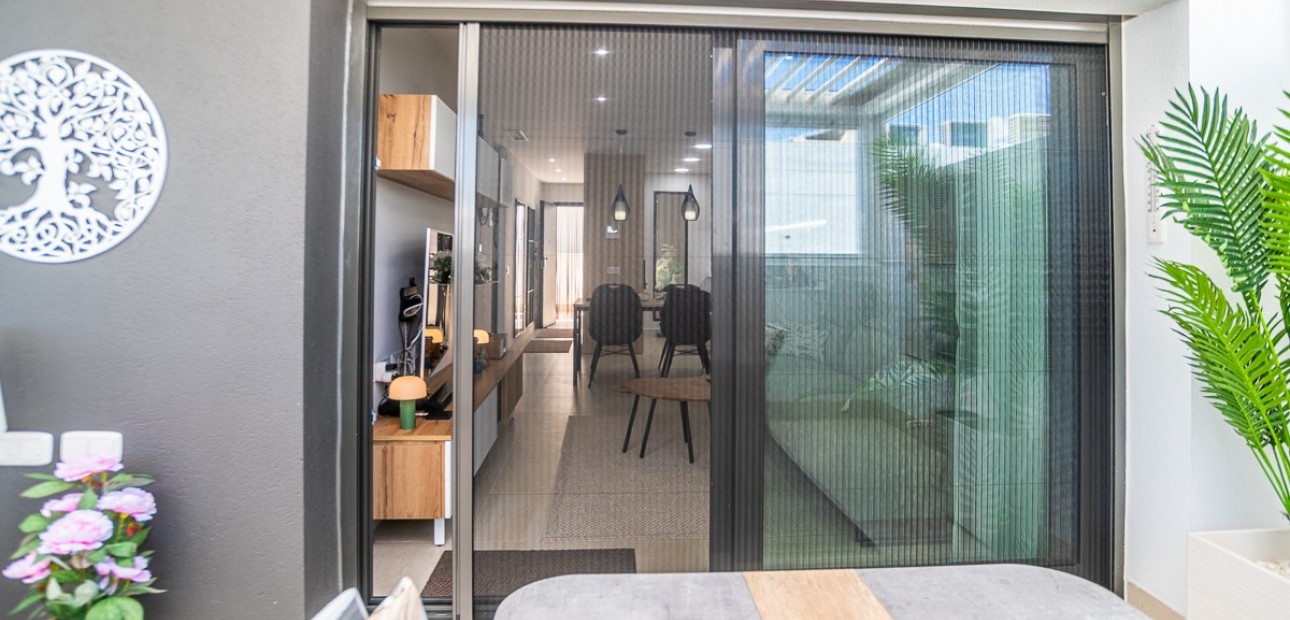 Sale - Apartment / flat -
Torrevieja - LOS BALCONES - LOS ALTOS