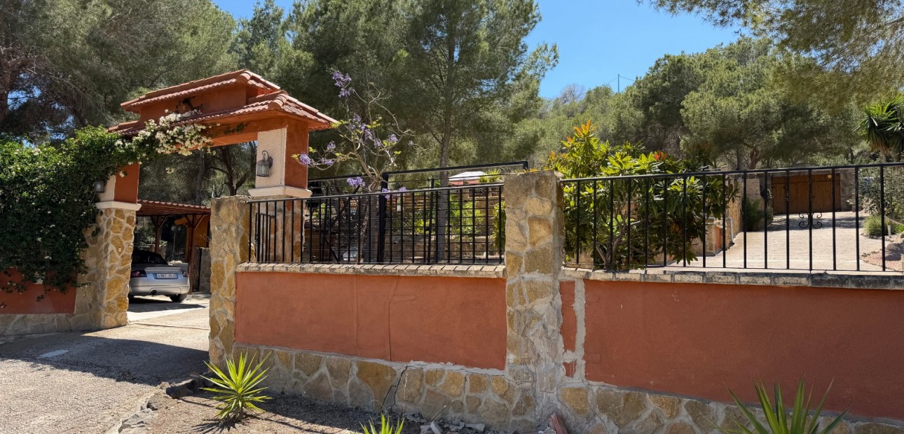 Herverkoop - Country Property/Finca -
Orihuela - Torremendo