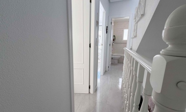 Herverkoop - Terraced house -
Orihuela Costa - La Chismosa