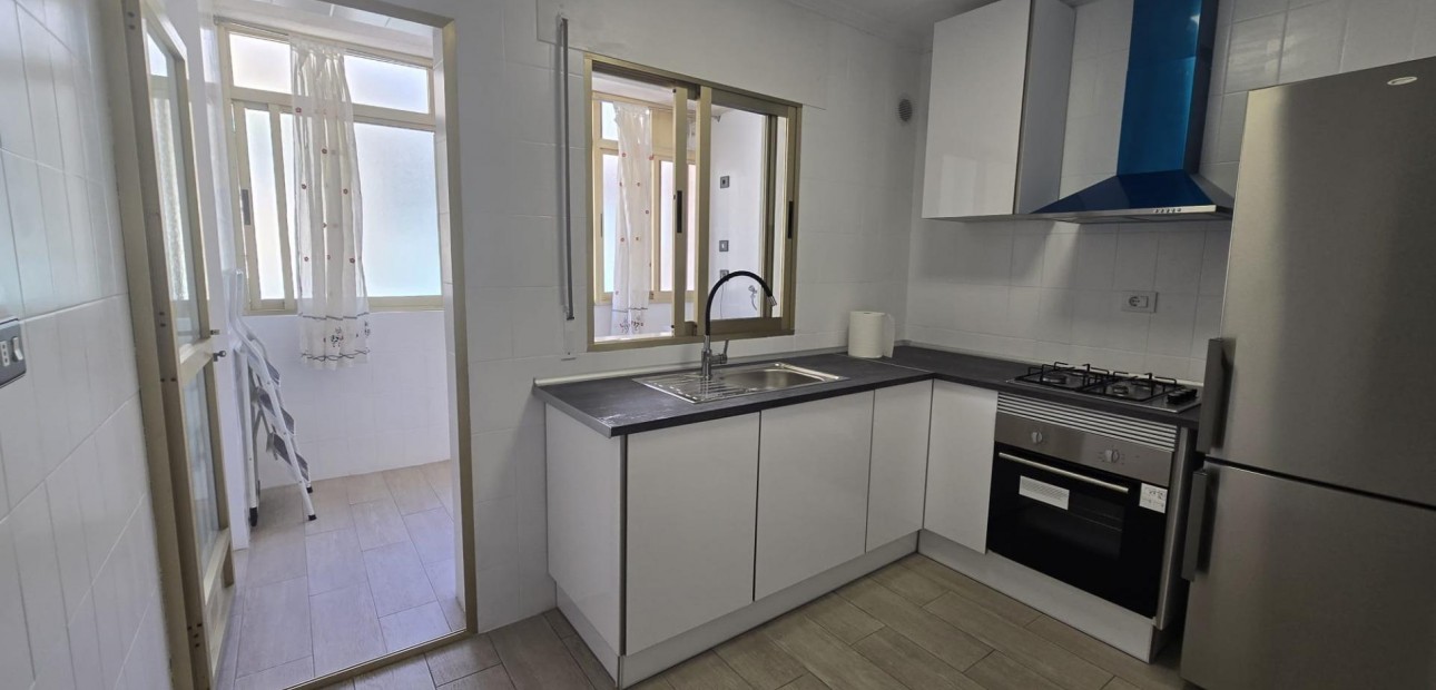 Sale - Apartment / flat -
Torrevieja - Acequion