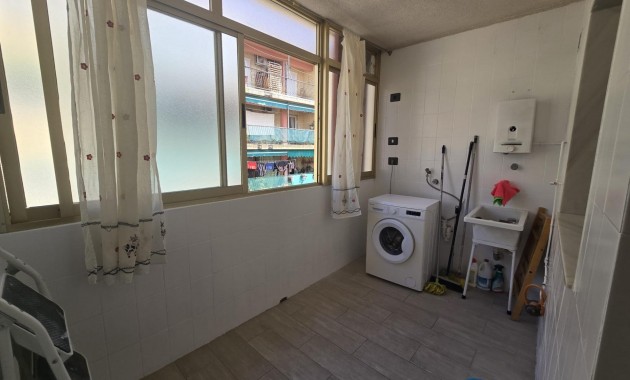 Sale - Apartment / flat -
Torrevieja - Acequion