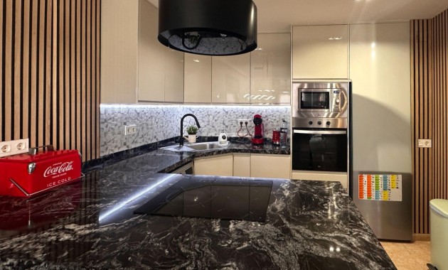 Sale - Apartment / flat -
Torrevieja - torrevieja