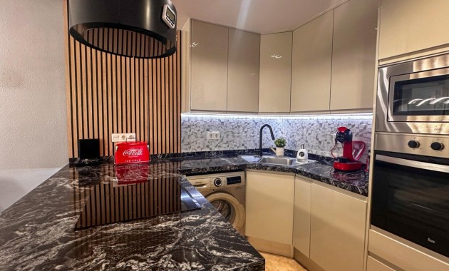 Sale - Apartment / flat -
Torrevieja - torrevieja