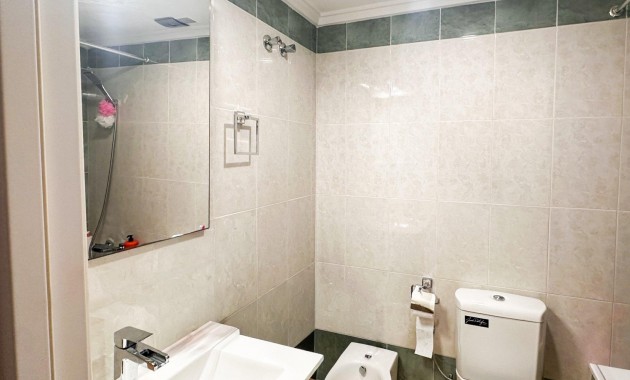 Sale - Apartment / flat -
Torrevieja - torrevieja