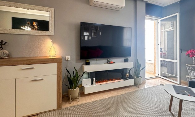 Sale - Apartment / flat -
Torrevieja - torrevieja