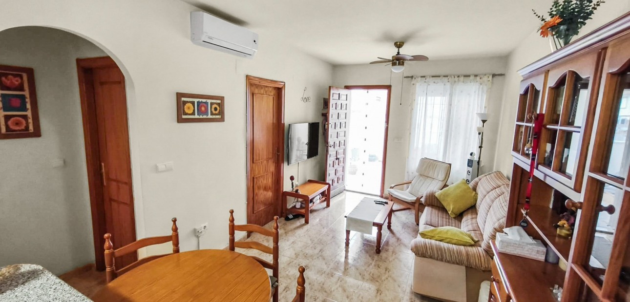 Venta - Apartamento / piso -
Orihuela Costa - Playa Flamenca