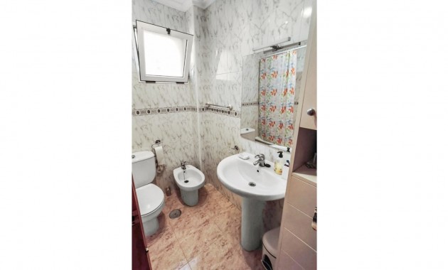 Venta - Apartamento / piso -
Orihuela Costa - Playa Flamenca
