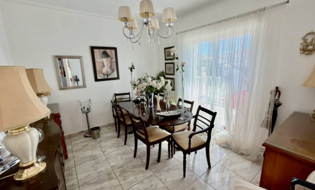 Herverkoop - Villa -
Ciudad Quesada