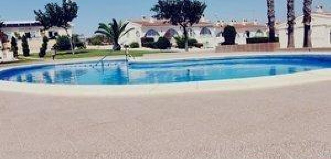 Venta - Bungalow -
Rojales - Centro de la Ciudad Quesada