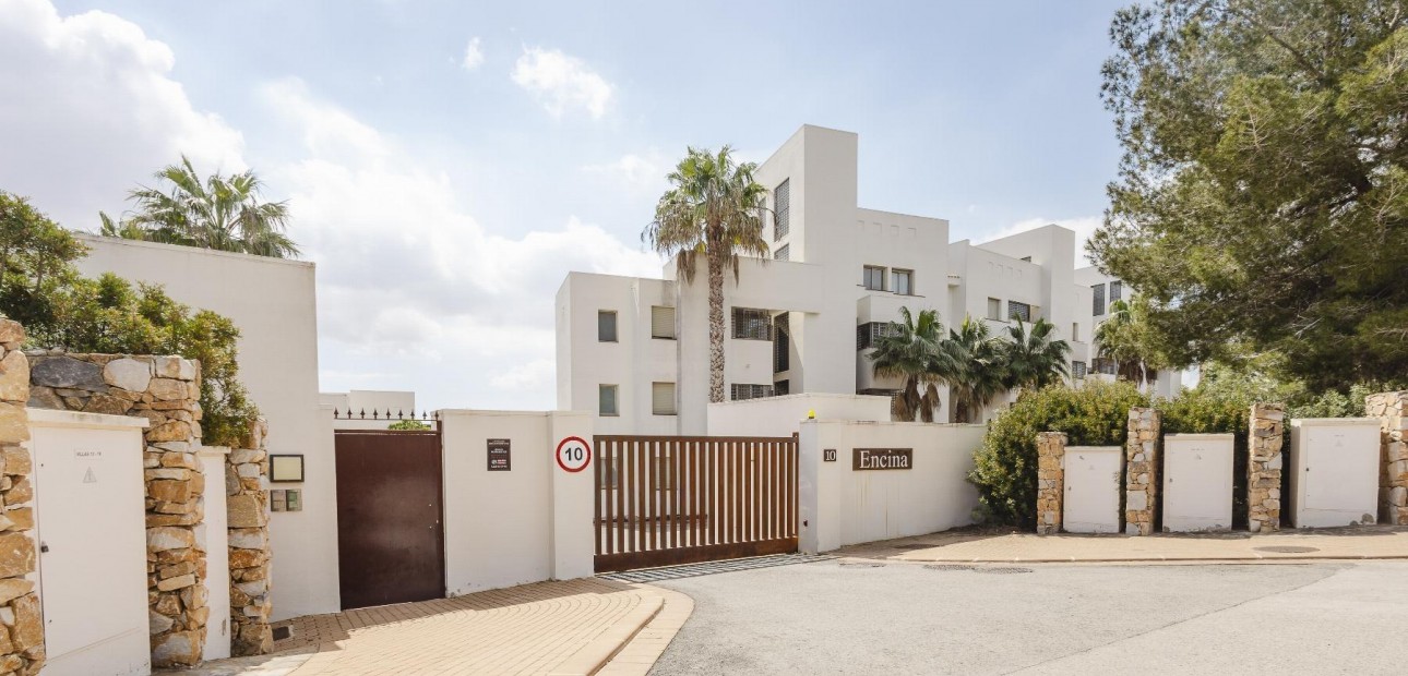 Venta - Ático -
Orihuela - Las Colinas Golf