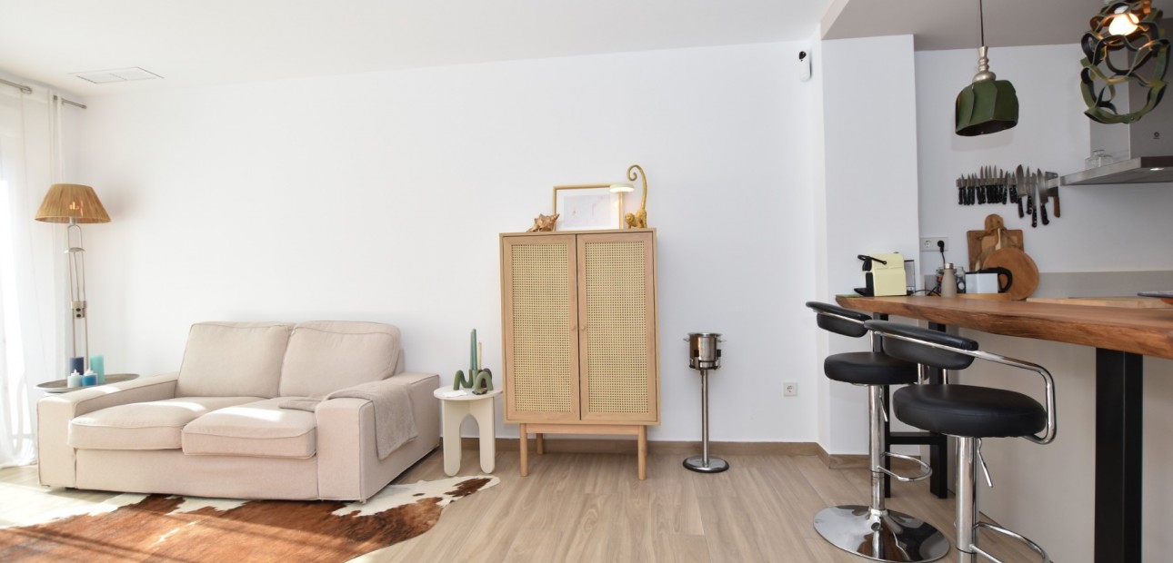 Venta - Apartamento / piso -
Los Montesinos - Entre Naranjos / Vistabella Golf