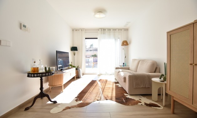 Venta - Apartamento / piso -
Los Montesinos - Entre Naranjos / Vistabella Golf