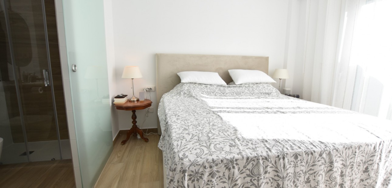 Venta - Apartamento / piso -
Los Montesinos - Entre Naranjos / Vistabella Golf