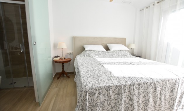 Venta - Apartamento / piso -
Los Montesinos - Entre Naranjos / Vistabella Golf
