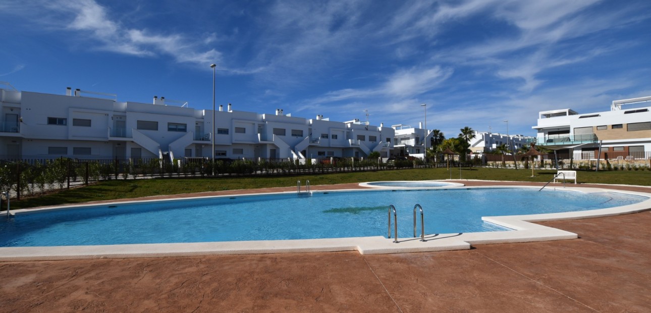 Venta - Apartamento / piso -
Los Montesinos - Entre Naranjos / Vistabella Golf
