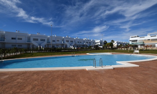 Venta - Apartamento / piso -
Los Montesinos - Entre Naranjos / Vistabella Golf