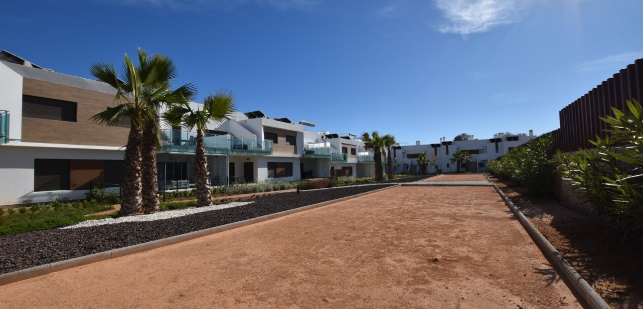 Venta - Apartamento / piso -
Los Montesinos - Entre Naranjos / Vistabella Golf