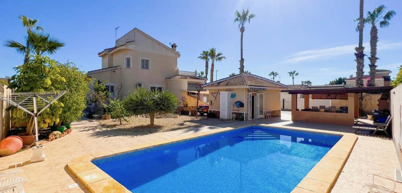 Venta - Villa -
Ciudad Quesada - Ciudad Quesada - Doña Pepa