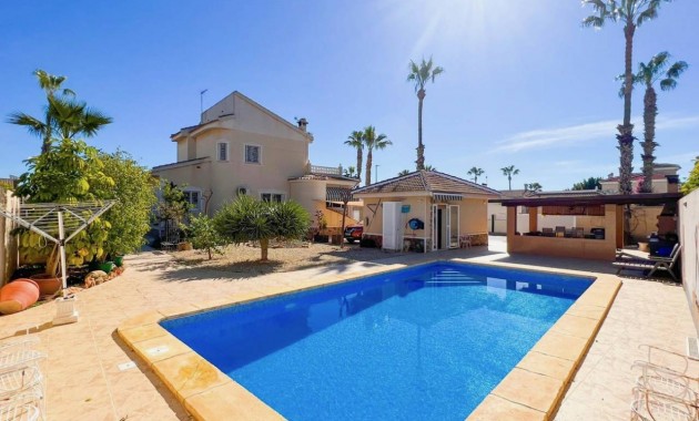 Venta - Villa -
Ciudad Quesada - Ciudad Quesada - Doña Pepa