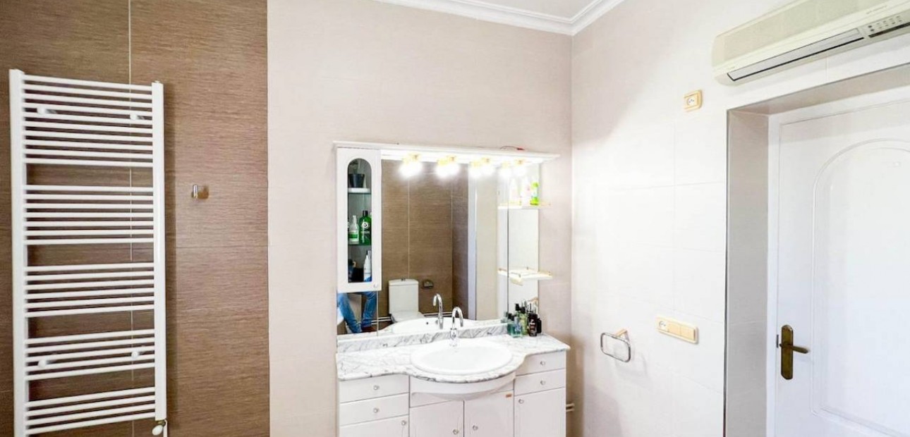 Venta - Villa -
Ciudad Quesada - Ciudad Quesada - Doña Pepa