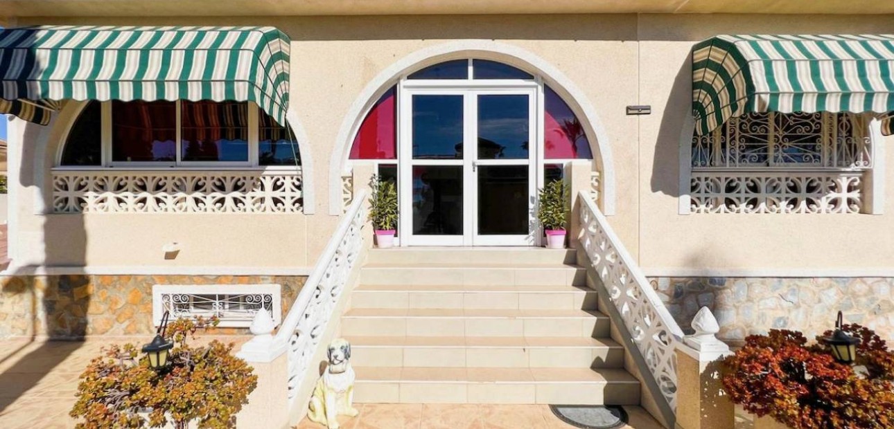 Venta - Villa -
Ciudad Quesada - Ciudad Quesada - Doña Pepa
