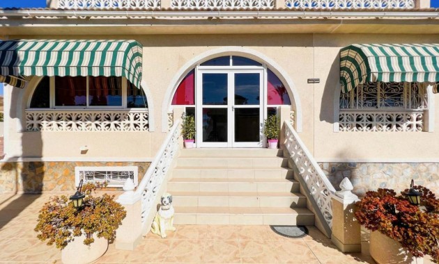 Venta - Villa -
Ciudad Quesada - Ciudad Quesada - Doña Pepa