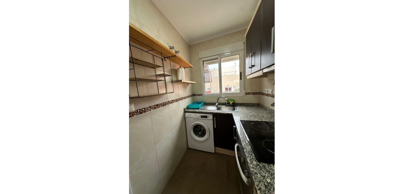 Herverkoop - Appartement / flat -
Torrevieja - torrevieja