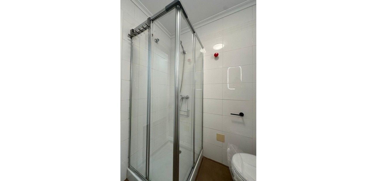 Herverkoop - Appartement / flat -
Torrevieja - torrevieja