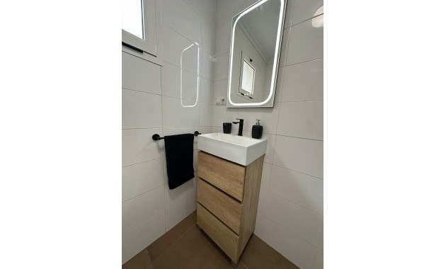 Herverkoop - Appartement / flat -
Torrevieja - torrevieja